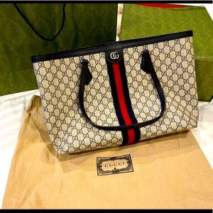 Gucci purse